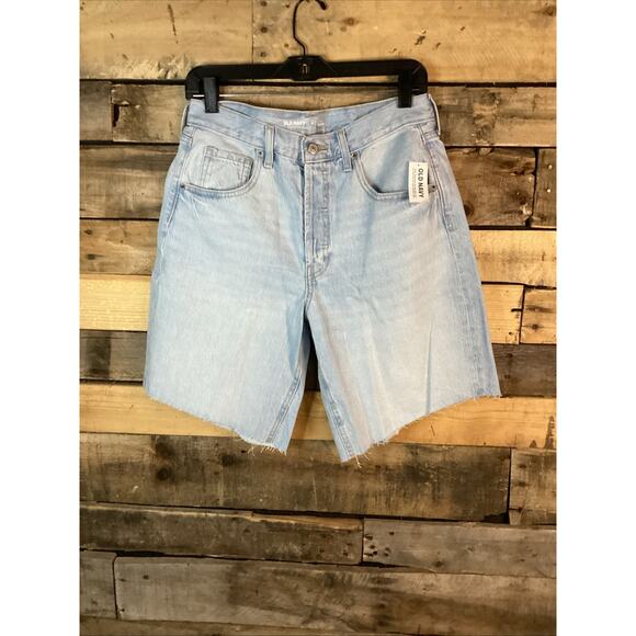Old Navy Pants - Old Navy Mid Rise Baggy Jean Shorts Size 4
